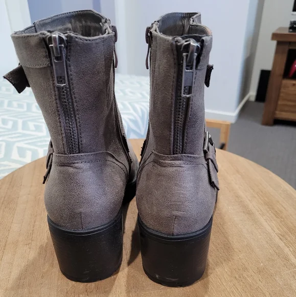 Torrid boots sz 10 wide women's - Picture 2 of 4